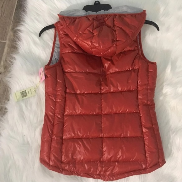 Vest - Picture 2 of 2